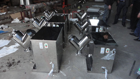 220V-480V ইন্ডাস্ট্রিয়াল মিক্সার মেশিন ভি ব্লেন্ডার পাউডার 20r/মিনিট
