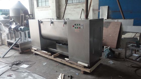ISO ইন্ডাস্ট্রিয়াল মিক্সার মেশিন 2.2kw -11kw ট্রফ মিক্সার 1 বছরের ওয়ারেন্টি