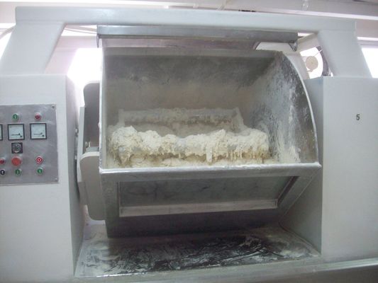 380V 440V ইন্ডাস্ট্রিয়াল মিক্সার মেশিন 150kg/ব্যাচ ড্রাই পাউডার ব্লেন্ডিং মেশিন